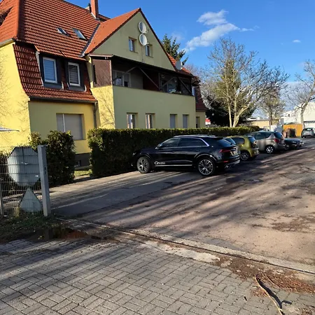 Hellwig 1 *